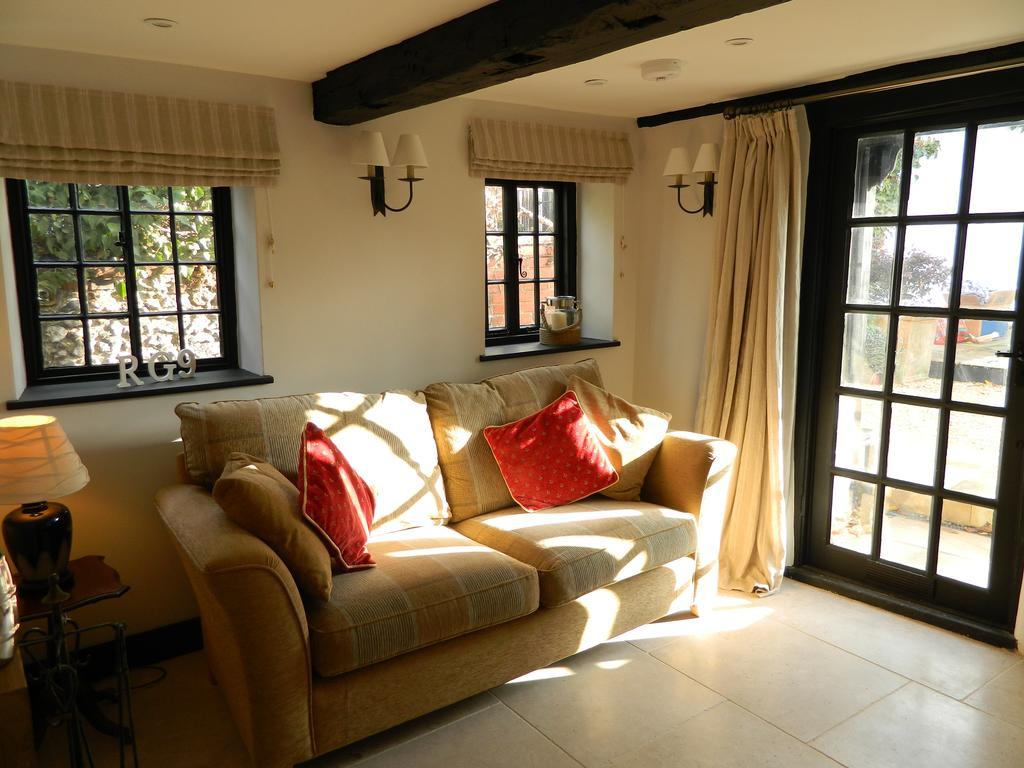 Henry VIII Cottage In The Heart Of Henley Eksteriør bilde
